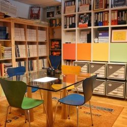 Despacho de abogados en Burgos 8 marticorena-abogados-sala-reuniones